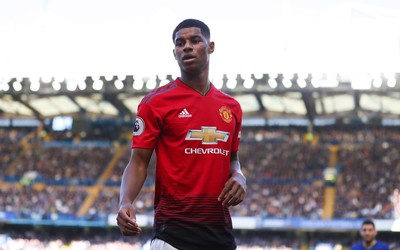 安博电竞独家-厄兹詹赛后累瘫在地